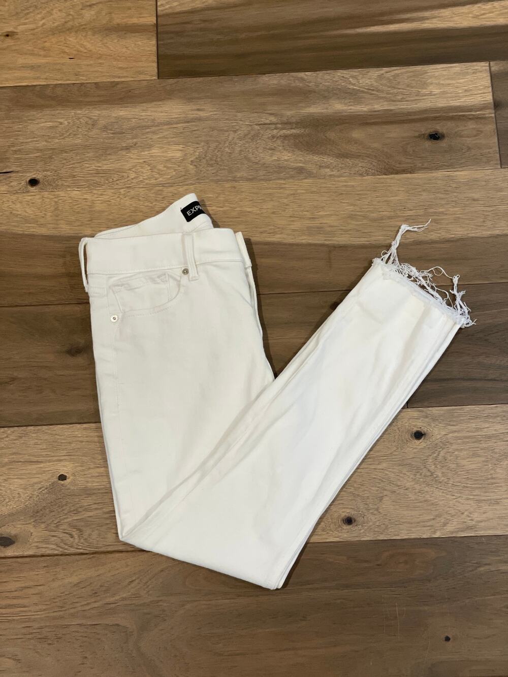 Express Jeans Cropped Denim Legging Size 8R Mid Rise Frayed Hem